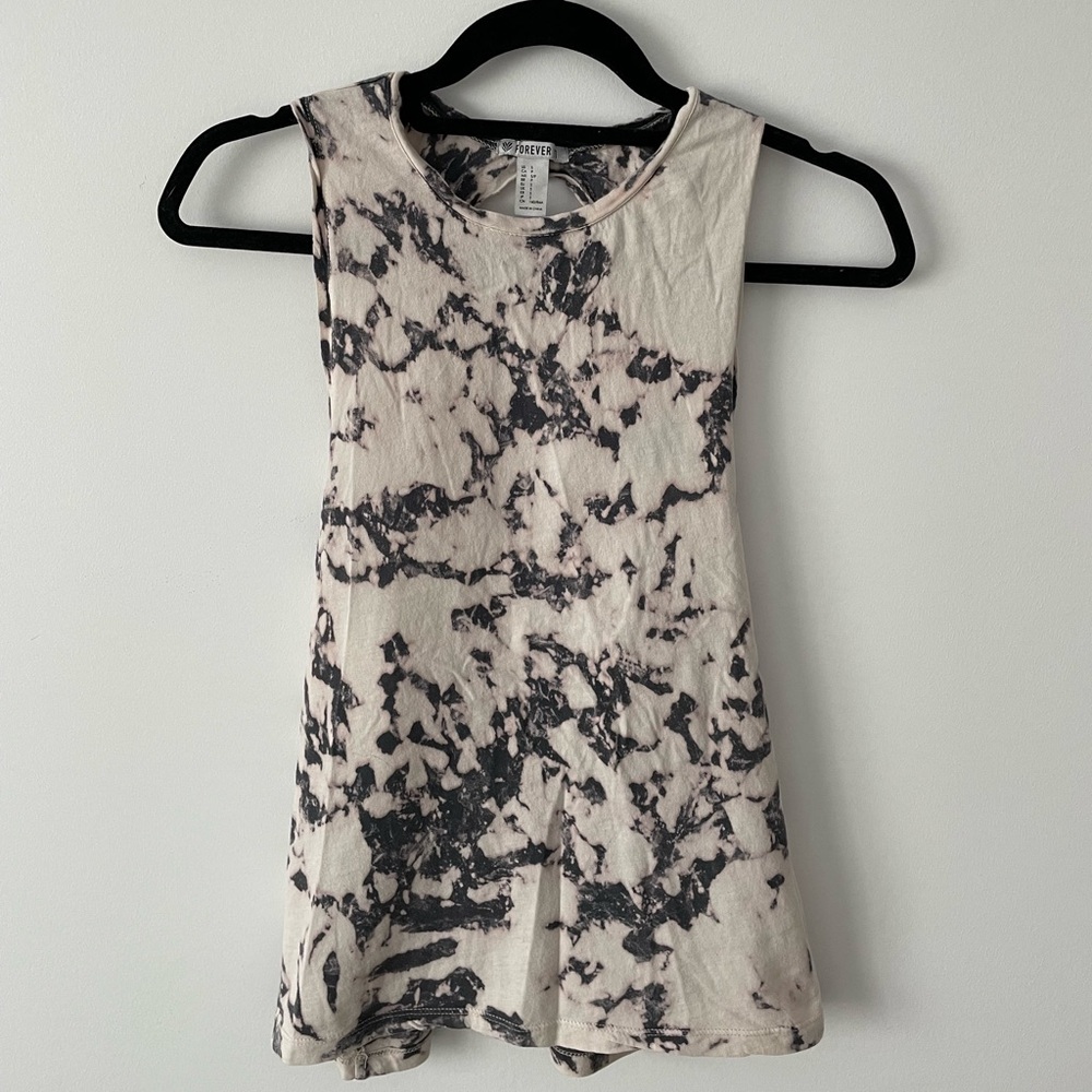 FOREVER 21 sport top